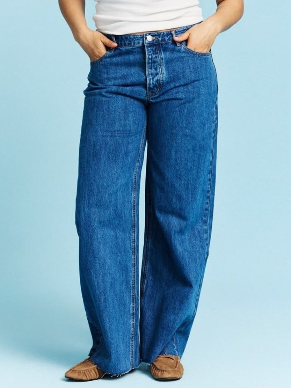 Parke Low Rise Baggy Jeans - Medium Wash - Size 28